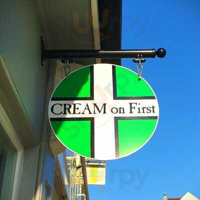 Tiffanys Food And Coffee