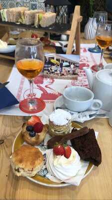 Lunch At Twelve Catering