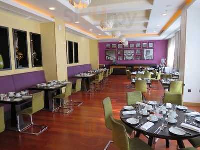 Atlantico Bar & Restaurant