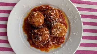 Bibi Bar & Italian Restaurant