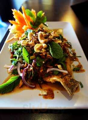 Benjarong Thai Cuisine