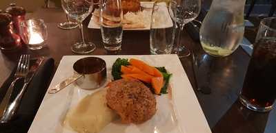 Swatch Restaurant & Bar