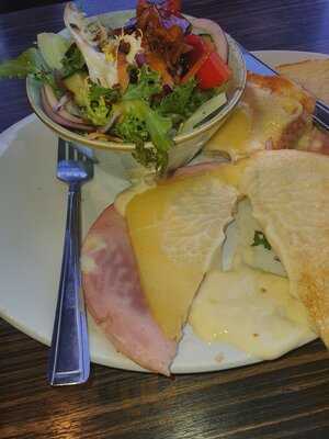 The Holiday Inn Basingstoke Bar & Restaurant