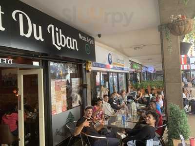 The Den Grill And Wine Bar