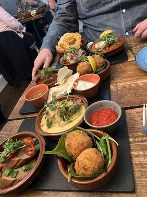 Hop In Beer & Gin House