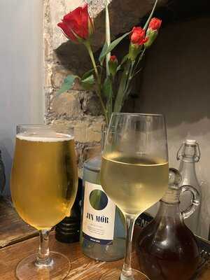 Hop In Beer & Gin House