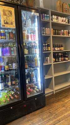 Hop In Beer & Gin House