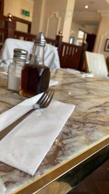 Papa's Fish & Chips Whitby - Photo 7