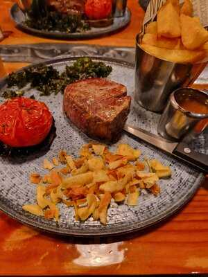 Boardwalk Bar & Grill