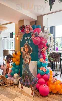 The Delph Restauarnt And Bar