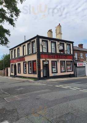 The Breeze Pub