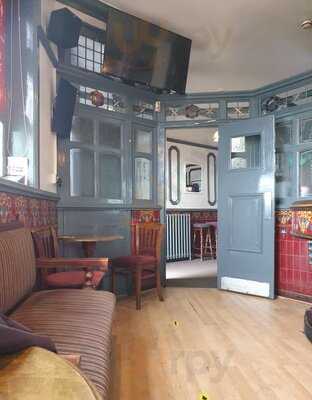 The Prince Arthur Public House