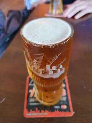 The Clock Free House