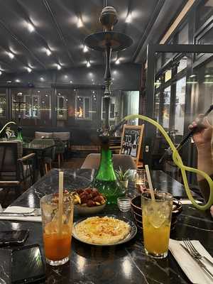 Damlar Cafe & Shisha Lounge