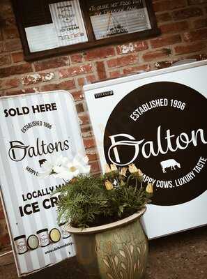 The Cellar Door @craythornecourtyard