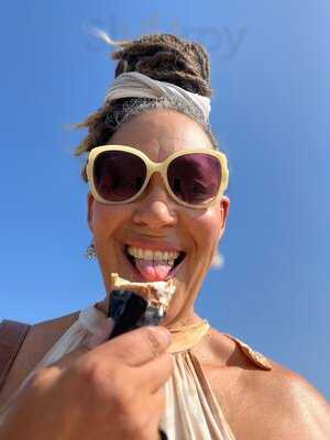 Lottie's Sweet Creams