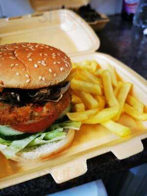 Happy Dayz Cafe / Bistro