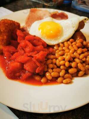 Happy Dayz Cafe / Bistro