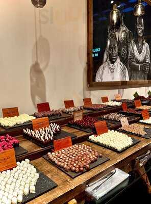 Dark Sugars Ice Cream