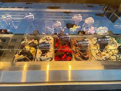 Dark Sugars Ice Cream