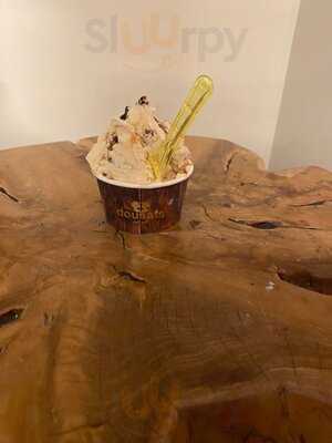 Dark Sugars Ice Cream