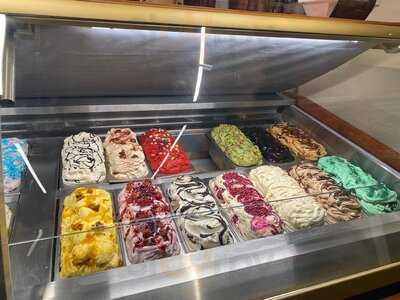 Dark Sugars Ice Cream