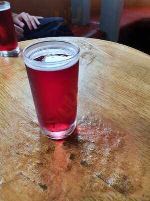 The Grove Free House