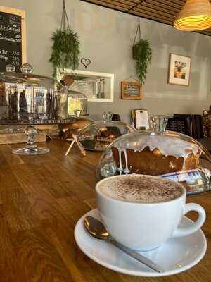 Reids Of Roberttown Cafe