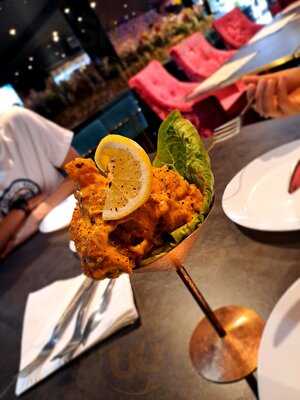 Akaya Restruant & Lounge (halal)