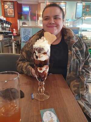 Cadwaladers - Porthcawl