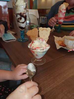 Cadwaladers - Porthcawl