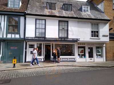 Chloe's Traditional Pie & Mash