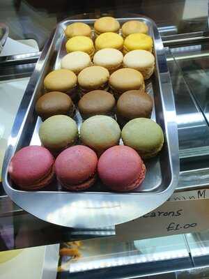 Dore Dore Bakery & Cake