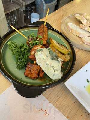 Three Faces Of Del Parc