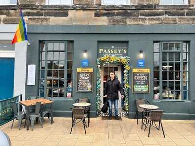 Passey's Cafe Bar