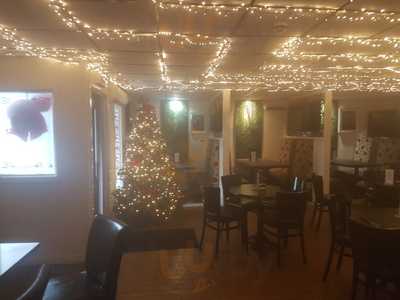 Mcart's Fort Bar And Grill