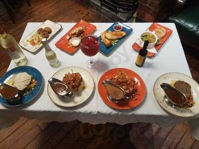 Mcart's Fort Bar And Grill