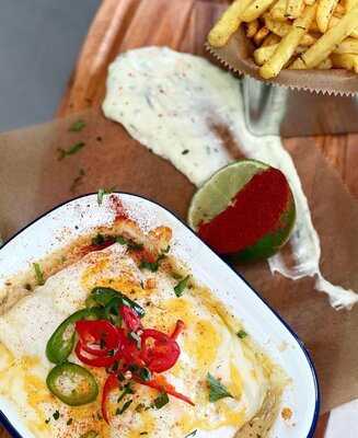 Maggie Elliott And The Three Pillars