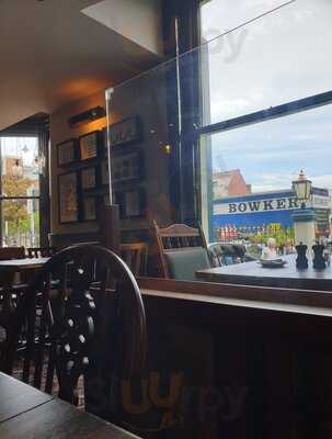 The Bold Hotel Bar & Grill