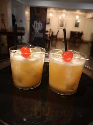 Fashion House Bistro