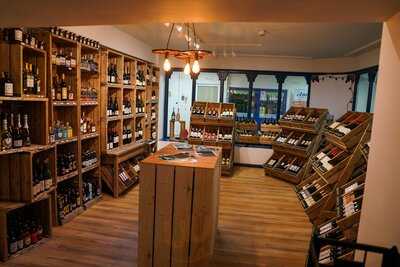 Eversfield Organic Totnes Farm Shop, Deli & Cafe