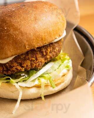 Four Bears Burger Club