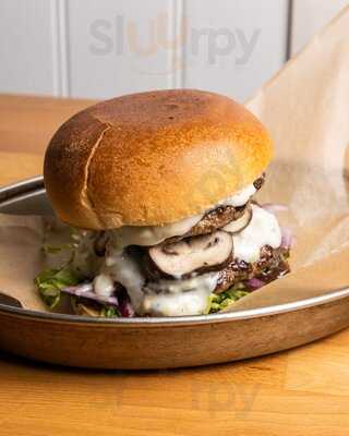 Four Bears Burger Club