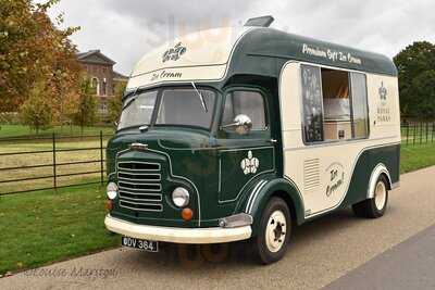 Ice Cream Van - Kensington Gardens