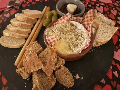 Strawberry Fields Farm And Coffee Shop