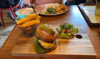 The Daffodil Tearoom