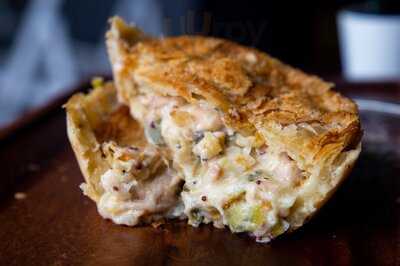 Hotwells Fish Bar And Grill