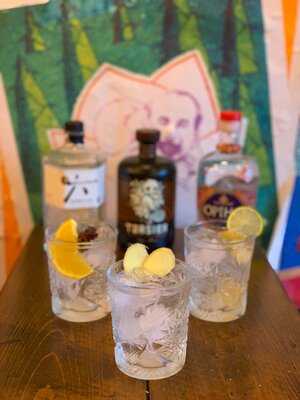 Nam Song Sharrow Vale