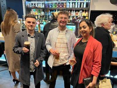 Jojolounge Bar & Restaurant