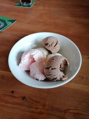 The Lockdown Bar And Grill